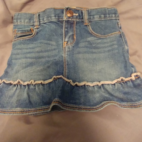 OshKosh B'gosh Other - OshKosh 5T ruffled hemline jean skirt